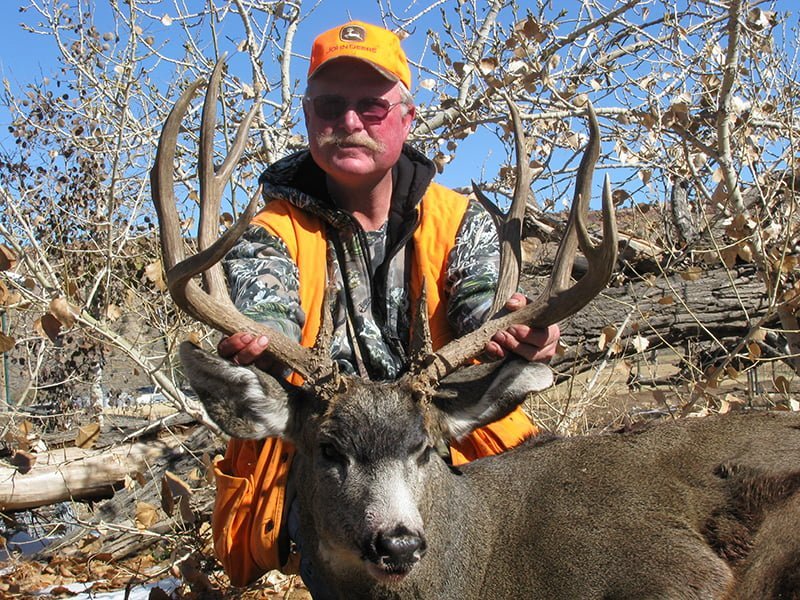 Shavano Valley Buck 10 31 09 023